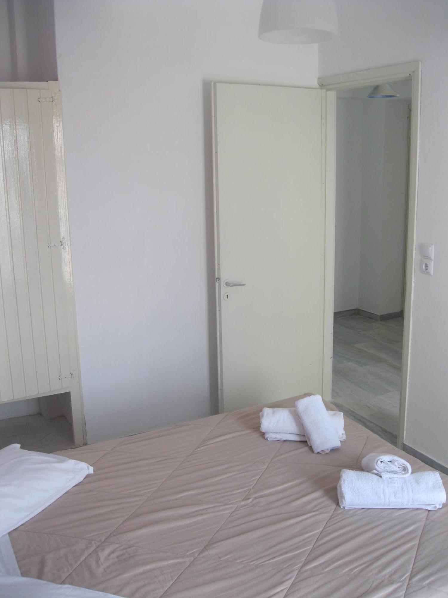 Very-Kokkos Pension 2 Naxos City Ruang foto